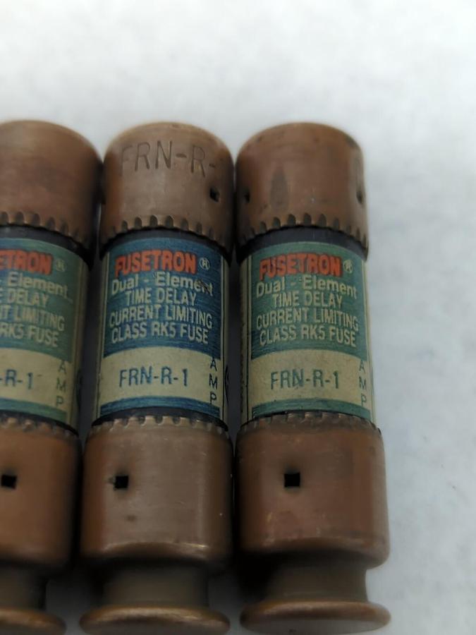 Used COOPER BUSSMANN,FRN-R-1 FUSETRON 1 AMP FUSELOT OF 4 PRE-OWNED