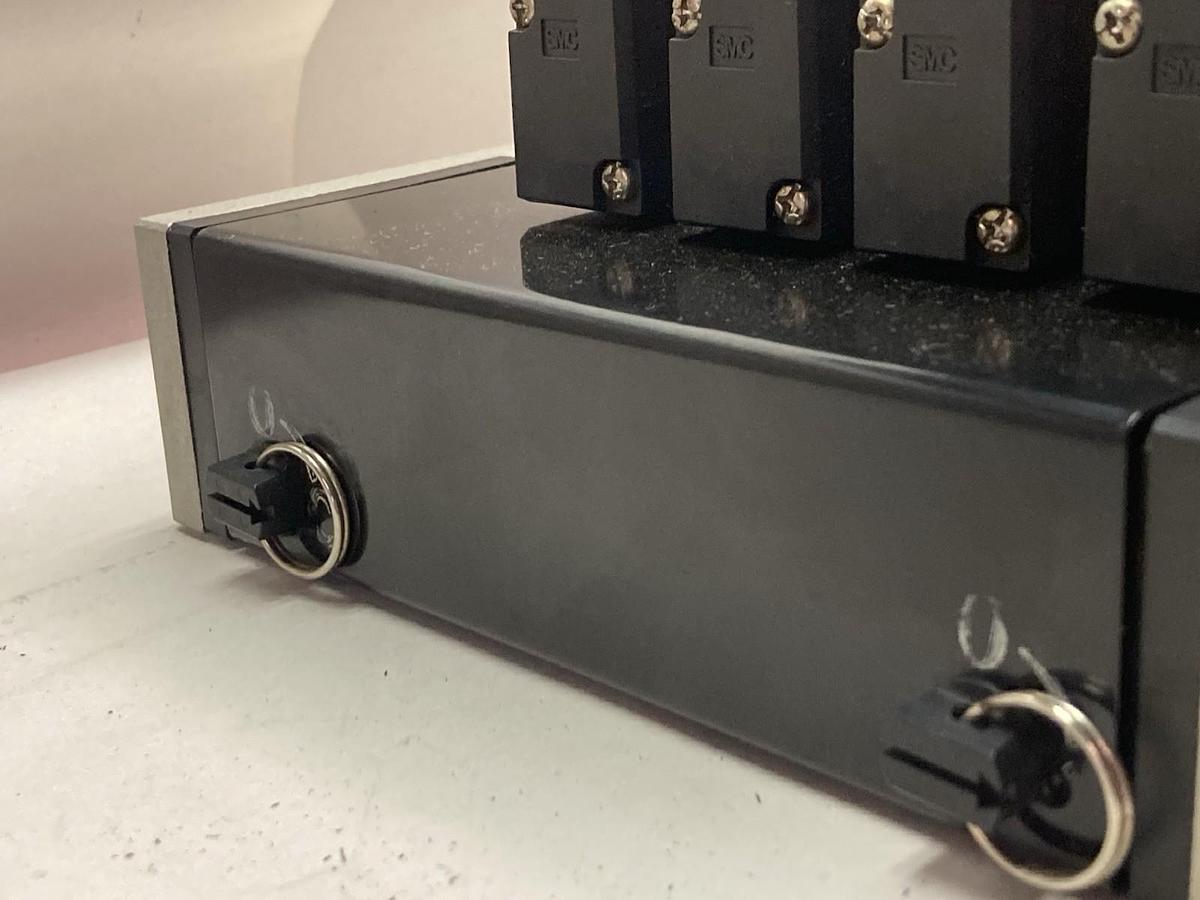 Used SMC,VFS2200-5FZ,Valve Manifold Block 0.1-1.0MPa