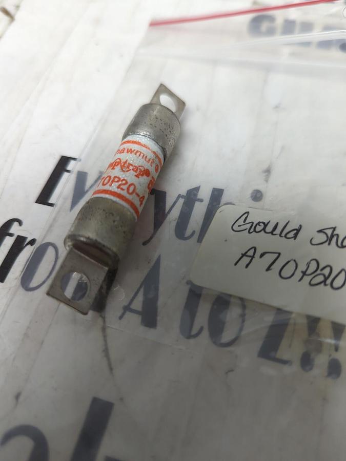 GOULD SHAWMUT,A70P20-4,SEMI-CONDUCTOR FUSES LOT OF 5 NOS