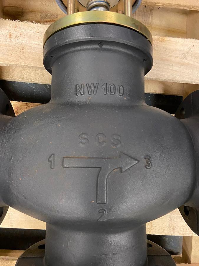 Siemens,M3P100F/A,Magnetic Actuator 4 INCH Control Valve