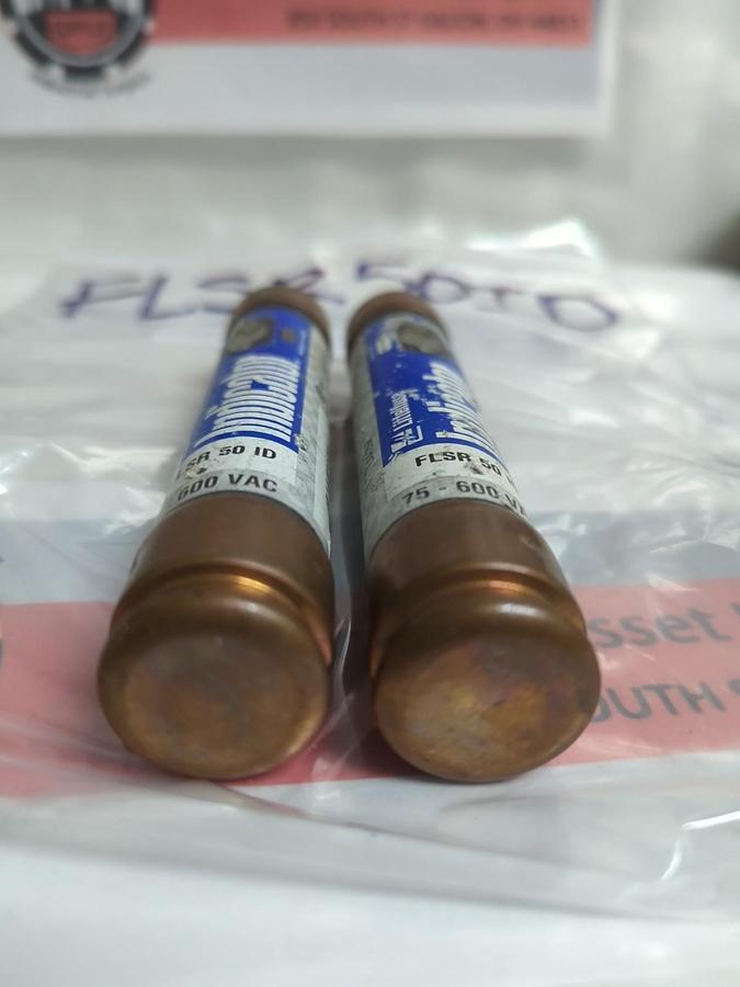 Used LITTELFUSE,FLSR50ID,INDICATOR 50 AMP FUSE LOT OF 2 PRE-OWNED
