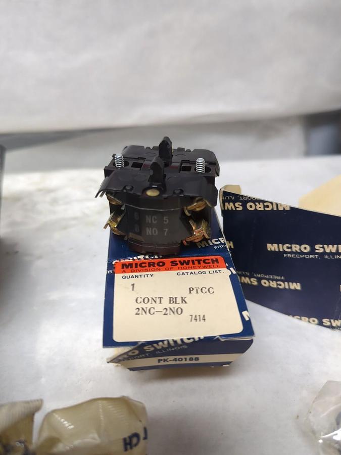 HONEYWELL,PTUBJ1BTC33C,MICRO SWITCH NOS