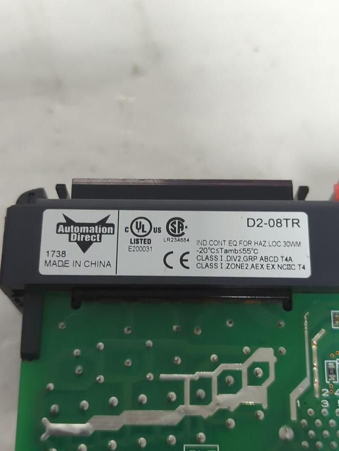 Used AUTOMATION DIRECT,D2-08TR,OUTPUT RELAY MODULE LOT OF 2 PRE-OWNED