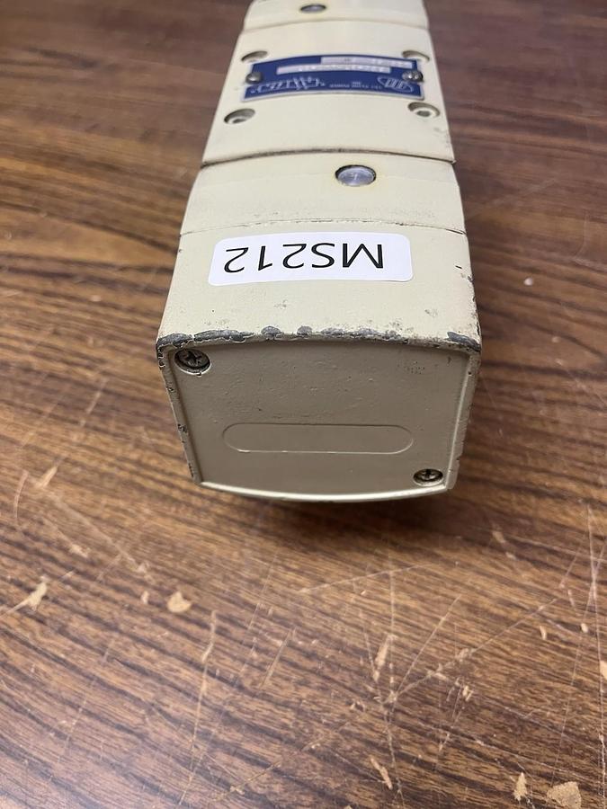 Used ISI FLUID POWER,500-37-140-37,SOLENOID VALVE 120V