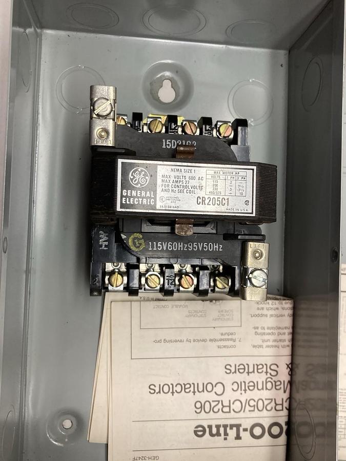 Used General Electric,CR205,Magnetic Contactor NEMA Size 1 27A 600Vac