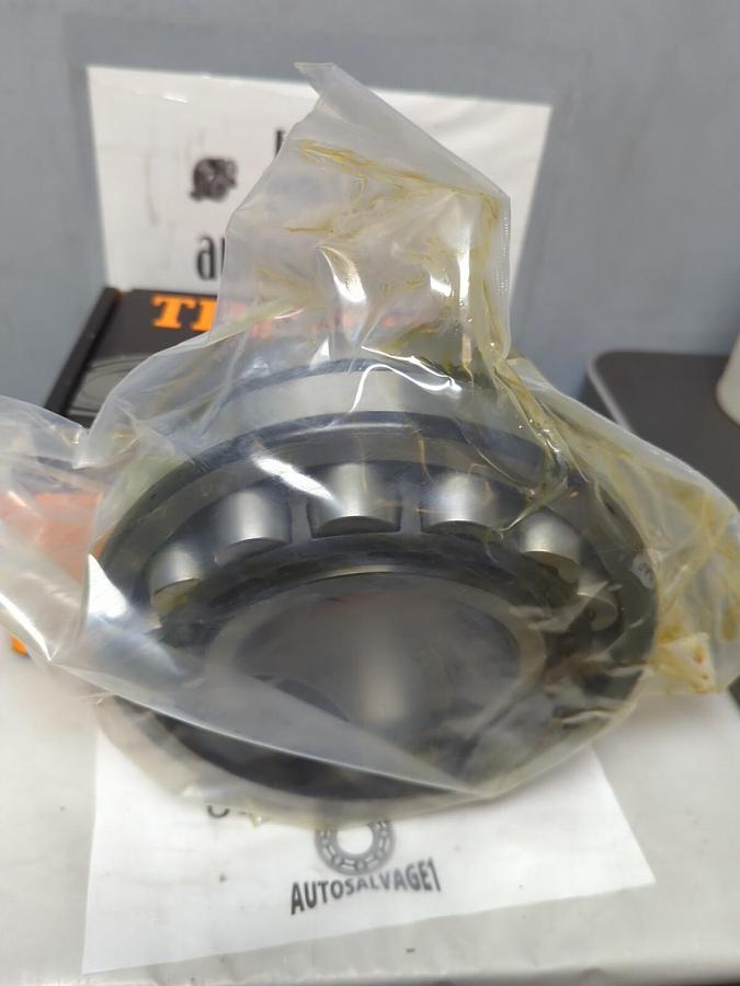 TIMKEN,22318EJW33C3,SPHERICAL ROLLER BEARING 90X190X64MM NOS