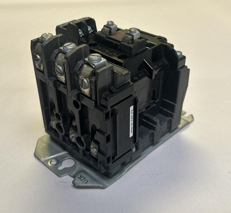 Used ALLEN BRADLEY,40410-374-52-3236,CONTACTOR 3POLE 110/115/120V