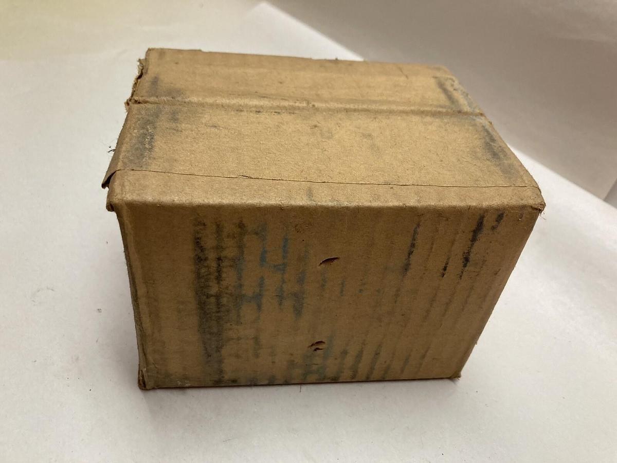 Used Cutler-Hammer,10250TN11,Oiltight Surface Mounting Element Enclosure