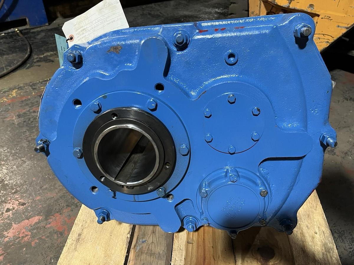 Used FOOTE JONES,PT6307,GEAR REDUCER RATIO 25:1 30HP 70 RPM