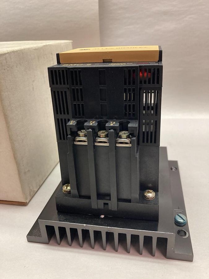 Allen-Bradley,SMC-2 150-A35NB,3-Phase Smart Motor Controller 35A 50/60Hz 460V