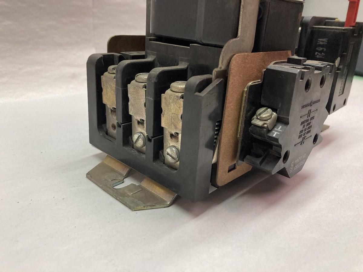 Used General Electric,CR306D0-LVHPAK,Size 2 Magnetic Contactor 600Vac 45A