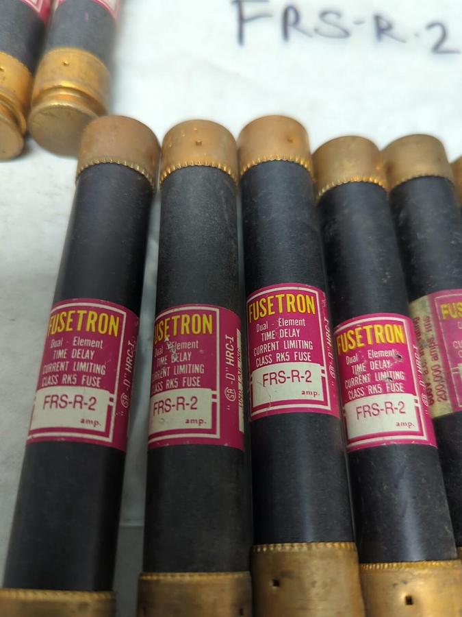Used COOPER BUSSMANN,FRS-R-2,FUSETRON 2 AMP FUSE LOT OF 11 PRE-OWNED