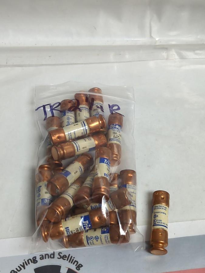 Used FERRAZ SHAWMUT,TR-2-1/4R,TRI-ONIC 2-1/4 AMP FUSE LOT OF 19 PRE-OWNED