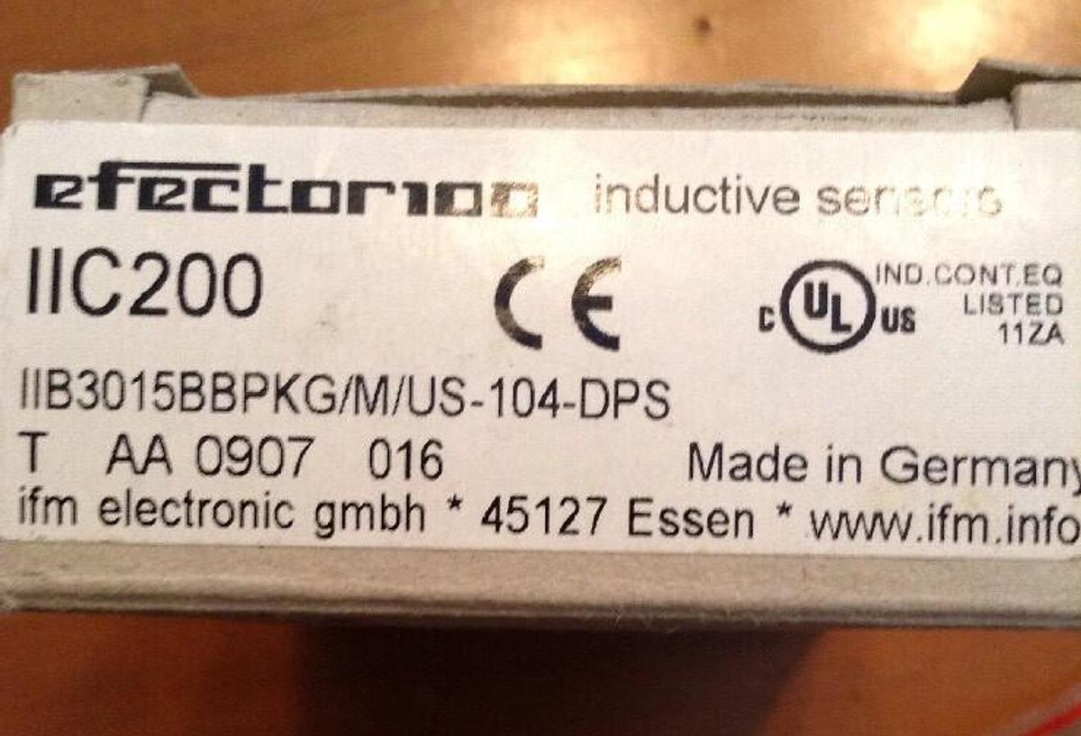 IFM Efector, IIC200 IIB3015BBPKG/M/US-104-DPS, INDUCTOR SENSOR