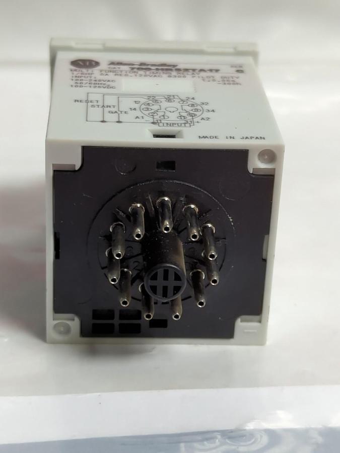 Used ALLEN BRADLEY,700-HR52TA17,MULTI FUNCTION TIMING RELAY SERIES C 1/6 HP 5A