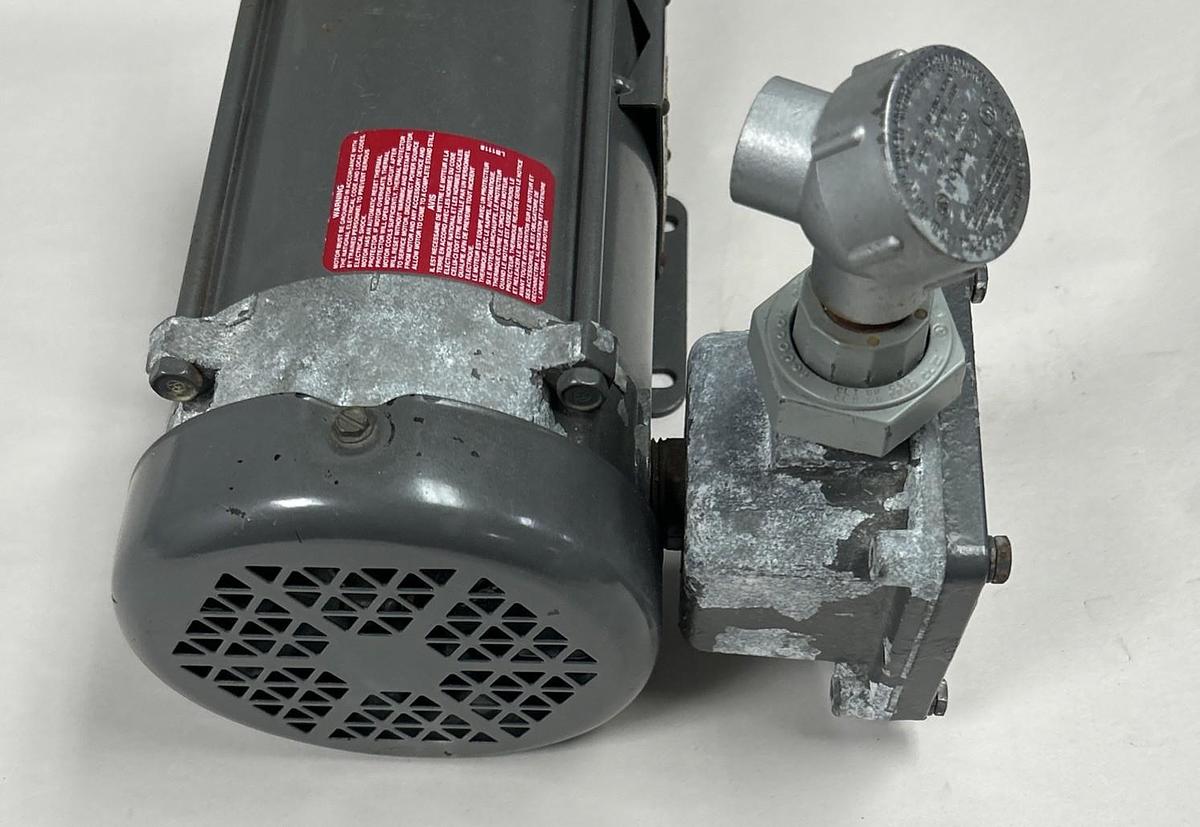 Used BALDOR,M7010A,EXPLOSION PROOF MOTOR 3/4HP 208-230/460V 1725RPM 3PH 56 FRAME