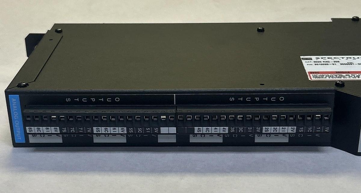 Used SPECTRUM CONTROLS,8000-RAO-208,OUTPUT MODULE