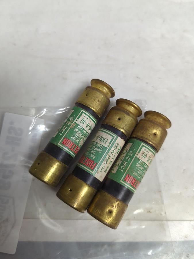 Used COOPER BUSSMANN,FRN-R-40,FUSETRON 40 AMP FUSE LOT OF 3 PRE-OWNED