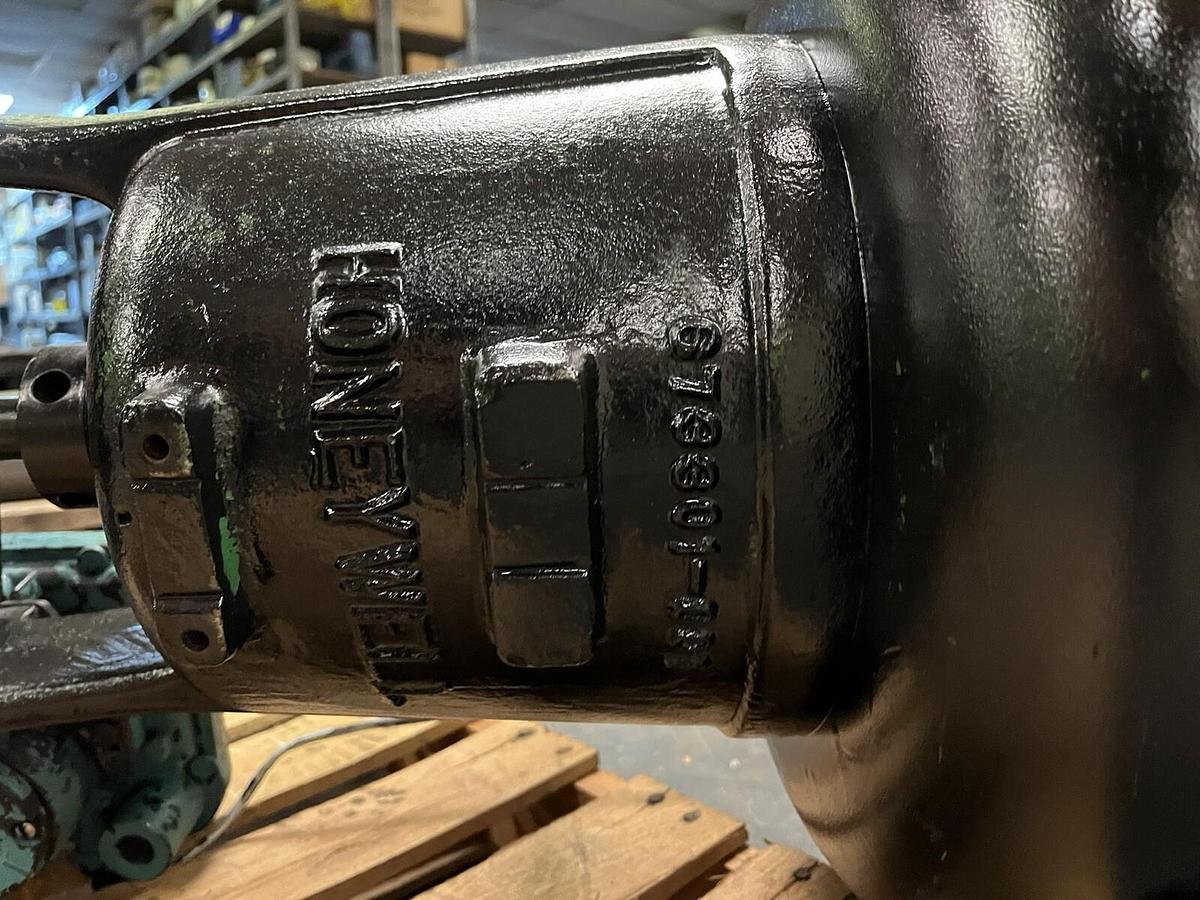 Used HONEYWELL,1201,AIR OPERATED 6" DIAPHRAGM VALVE 250# REFURBISHED