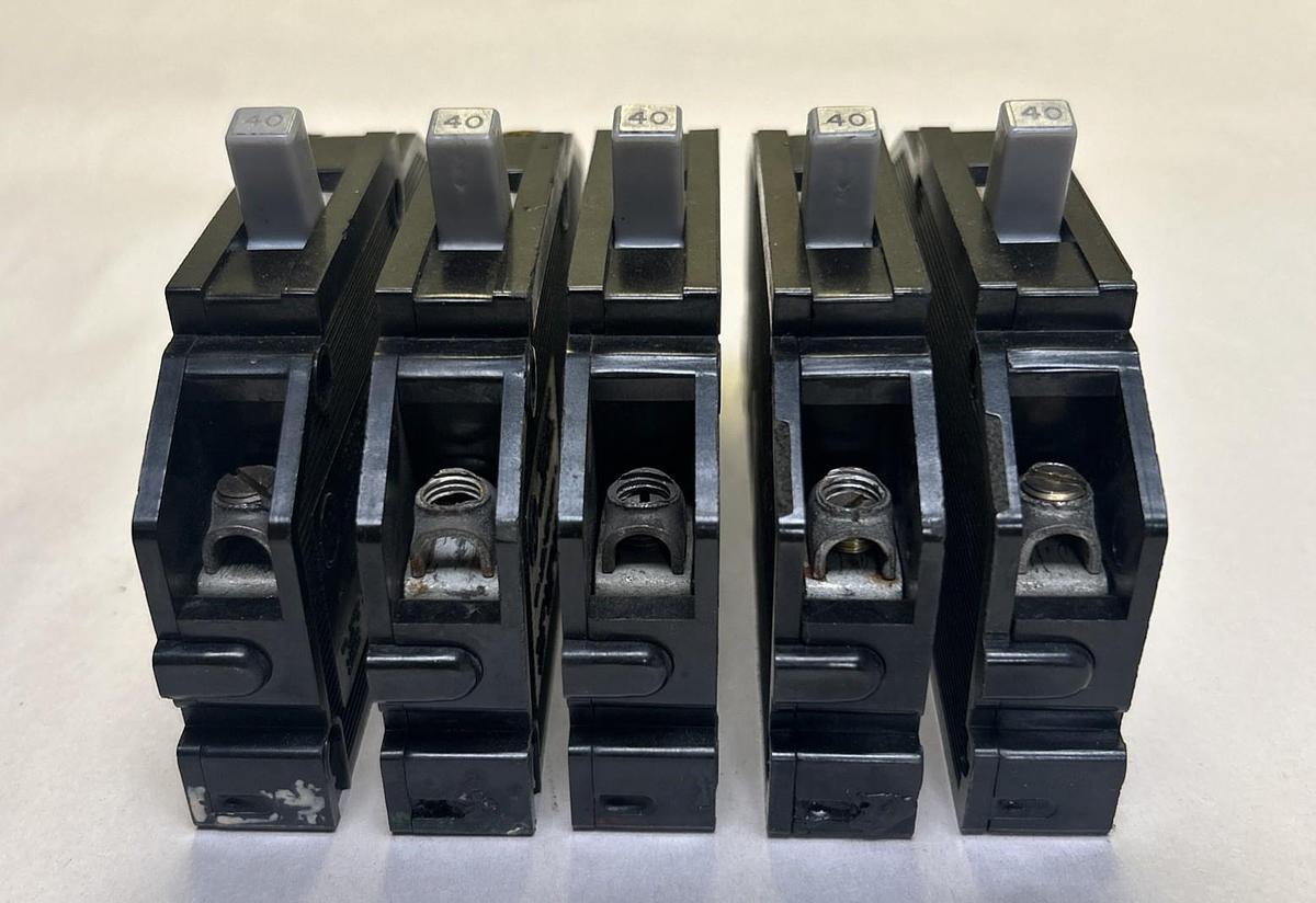 Used ARROW HART,CBQ140,CIRCUIT BREAKER 40A 120/240V 1P LOT OF 5