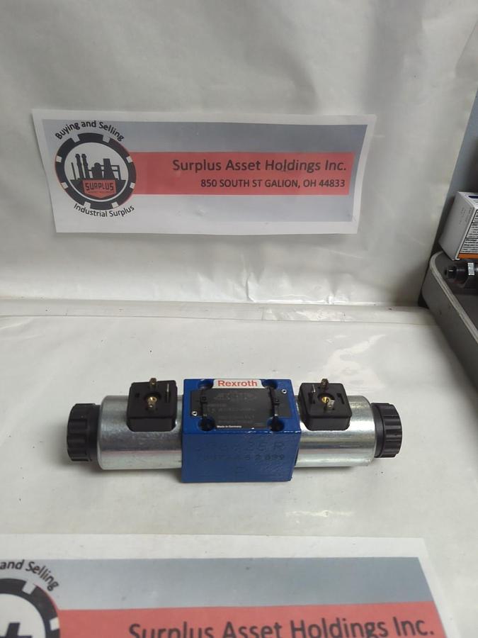 REXROTH,R900561288,SOLENOID VALVE 4WE 6 J62/EG24N9K4 NOS