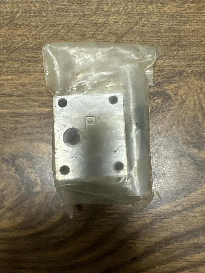 Used Daman Products,AD03CPPG,Hydraulic Manifold