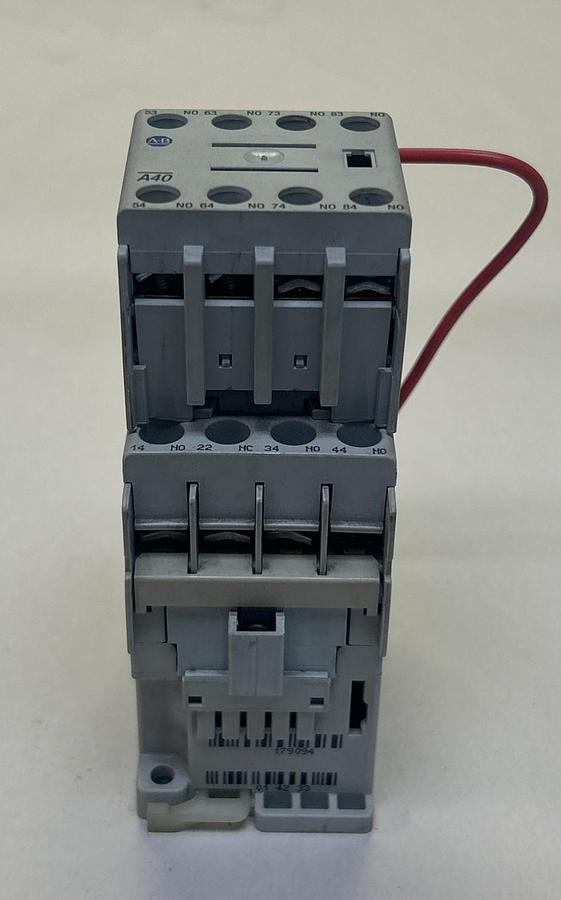 Used ALLEN BRADLEY,700-CF310*,CONTACTOR 110V COIL