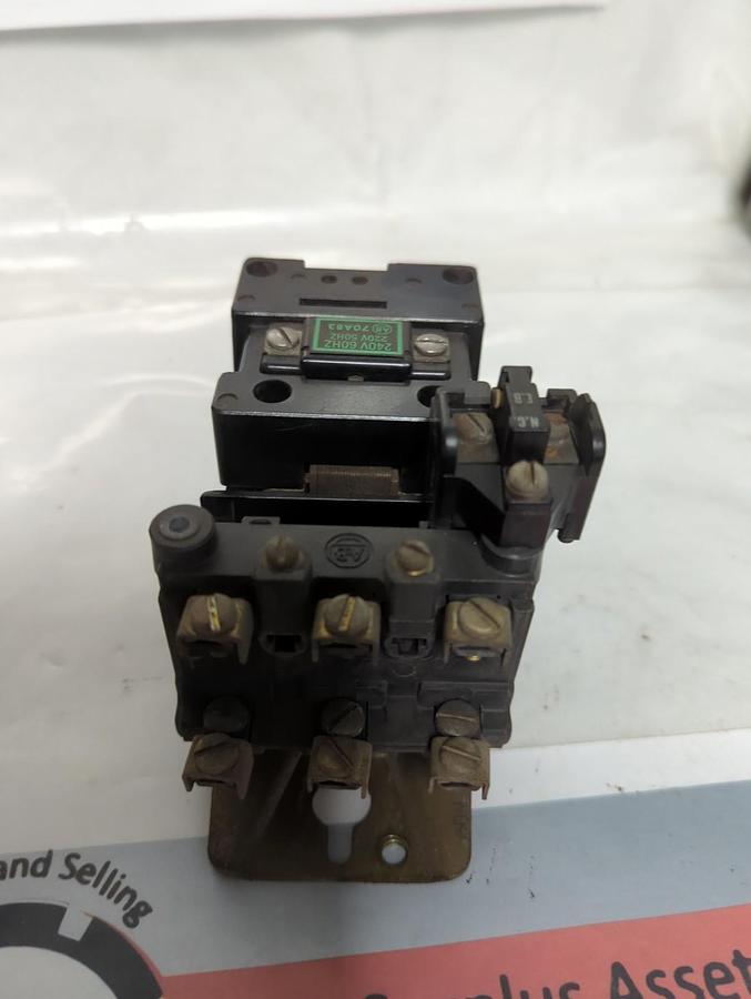 Used ALLEN BRADLEY,702-A0A92,SERIES K CONTACTOR SIZE-0 PRE-OWNED