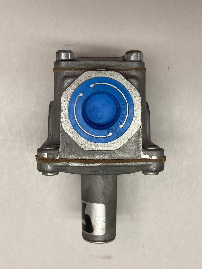 Used Maxitrol,R400Z,Gas Regulator 1 PSIG