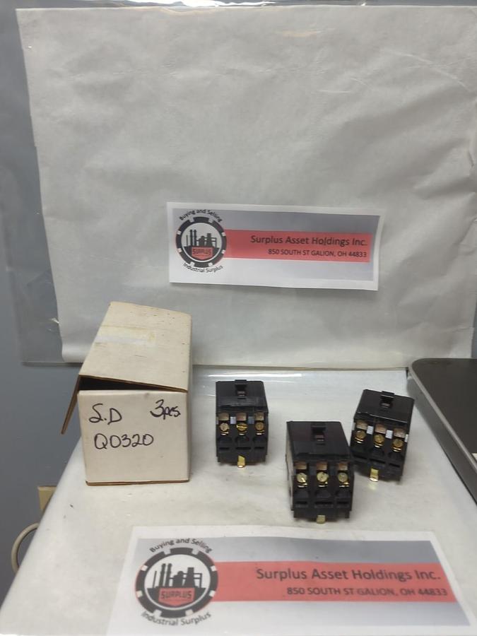 Used SQUARE D,QO320,CIRCUIT BREAKER 3-POLE 20 AMP LOT OF 3 PRE-OWNED
