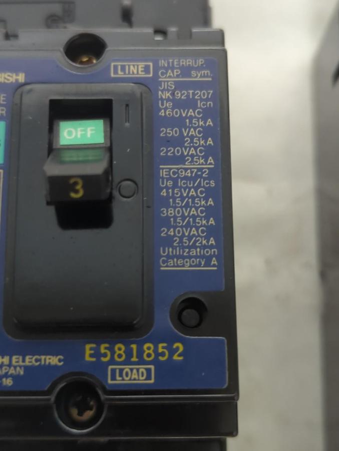 MITSUBISHI,NF30-CS,CIRCUIT BREAKER 3 AMP 2-POLE LOT OF 2 NOS