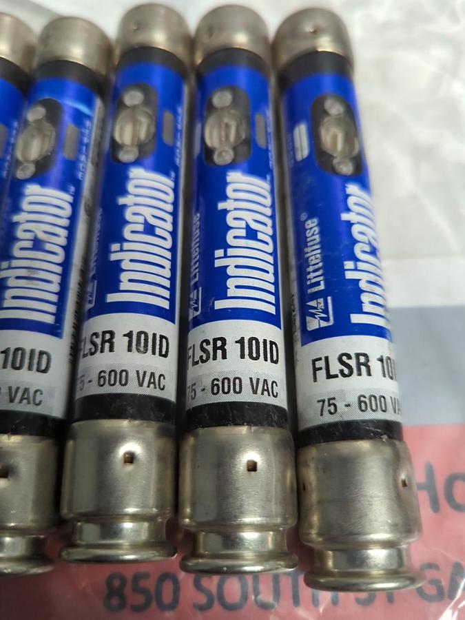 Used LITTELFUSE,FLSR10ID,INDICATOR 10 AMP FUSE LOT OF 5 PRE-OWNED