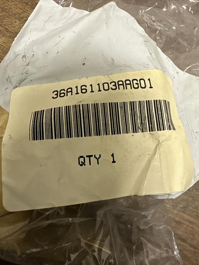 Used GE,36A161103AAG01,Brush Holder