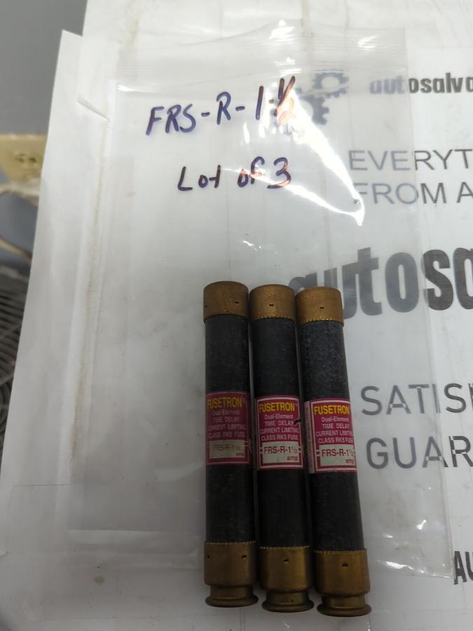 COOPER BUSSMANN,FRS-R-1-1/2,FUSETRON 1-1/2 AMP FUSES LOT OF 3