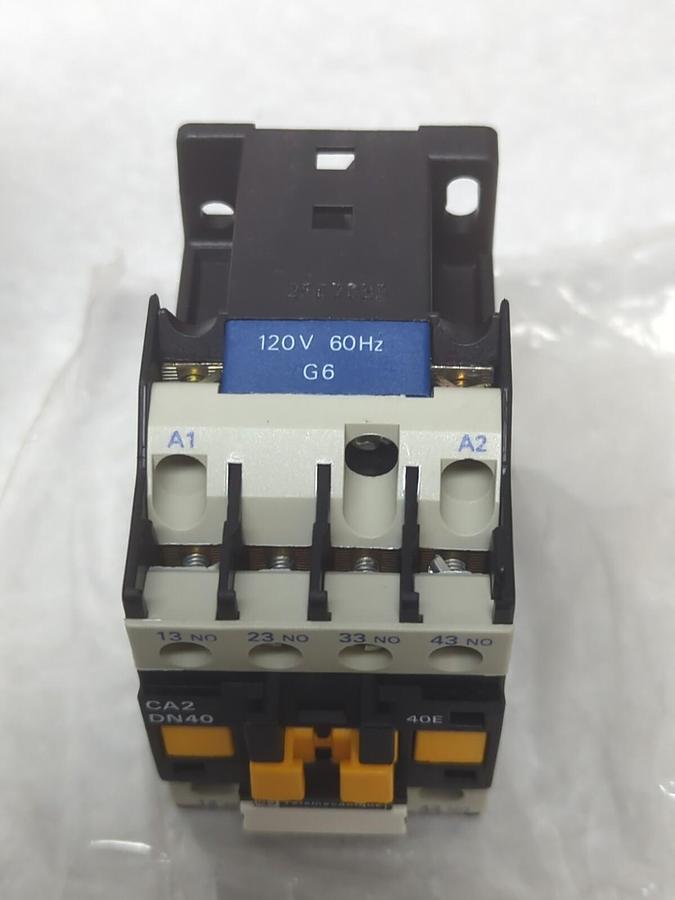TELEMECANIQUE,CA2DN40G6,CONTROL RELAY 120V 60HZ NOS