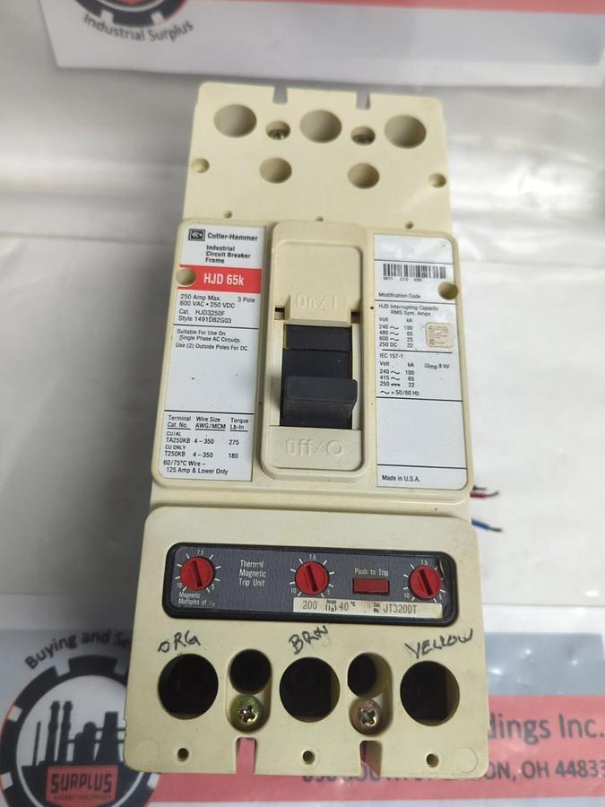 Used CUTLER HAMMER,HJD3250F,CIRCUIT BREAKER 600VAC 250VDC 3-POLE 250AMP PRE-OWNED