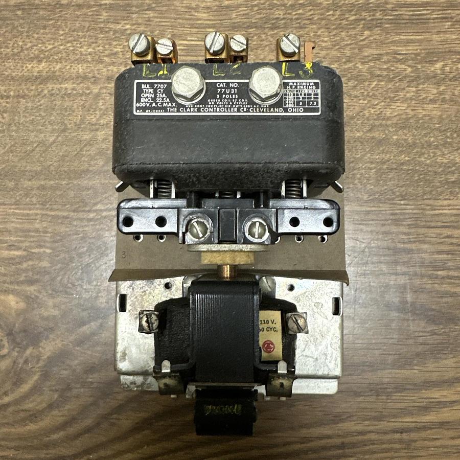 Used Clark Controller,77U31,Magnetic Contactor Type CY 25 Amp 600VAC 3 Pole