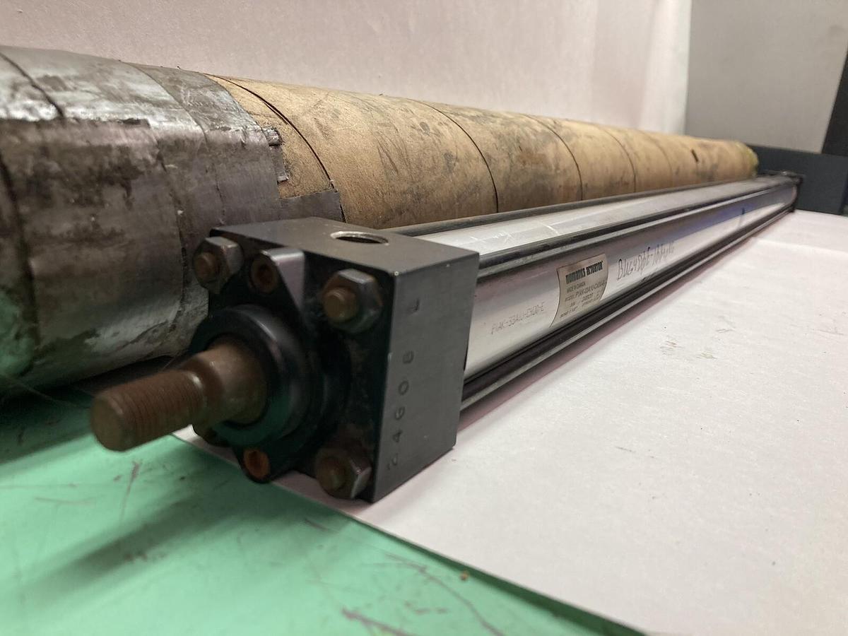 Used Numatics,P1AK-33A1U-C4A0-E,Actuator Cylinder 1 1/2 Inch Bore Stroke 33.00