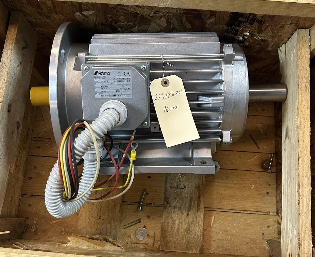 SOGA,9G132180XD084,MOTOR 15HP 11KW 400/490V 2900-3480RPM 3PH 132MC/2