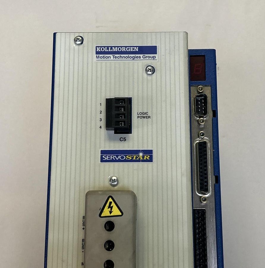 Used KOLLMORGEN SERVOSTAR,SR20200-000000,SERVO AXIS MODULE