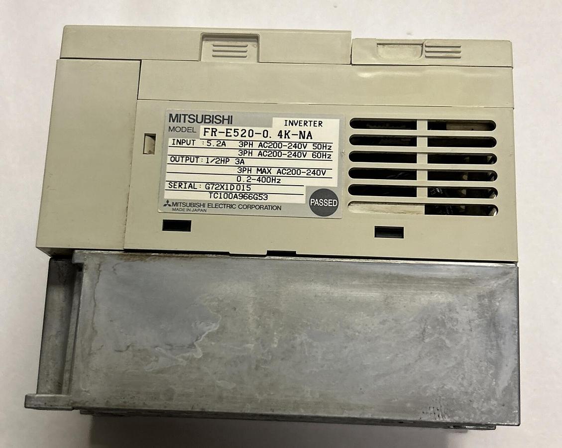 Used MITSUBISHI,FR-E520-0.4K,VARIABLE FREQUENCY DRIVE 0.4 KW 240V 3A