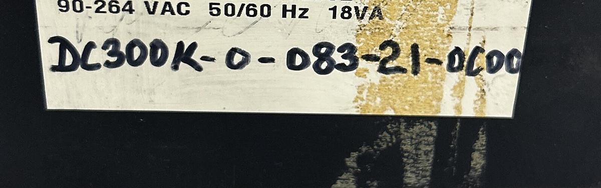 Used HONEYWELL,DC300K-0-083-21-0C00-0,TEMPERATURE CONTROLLER