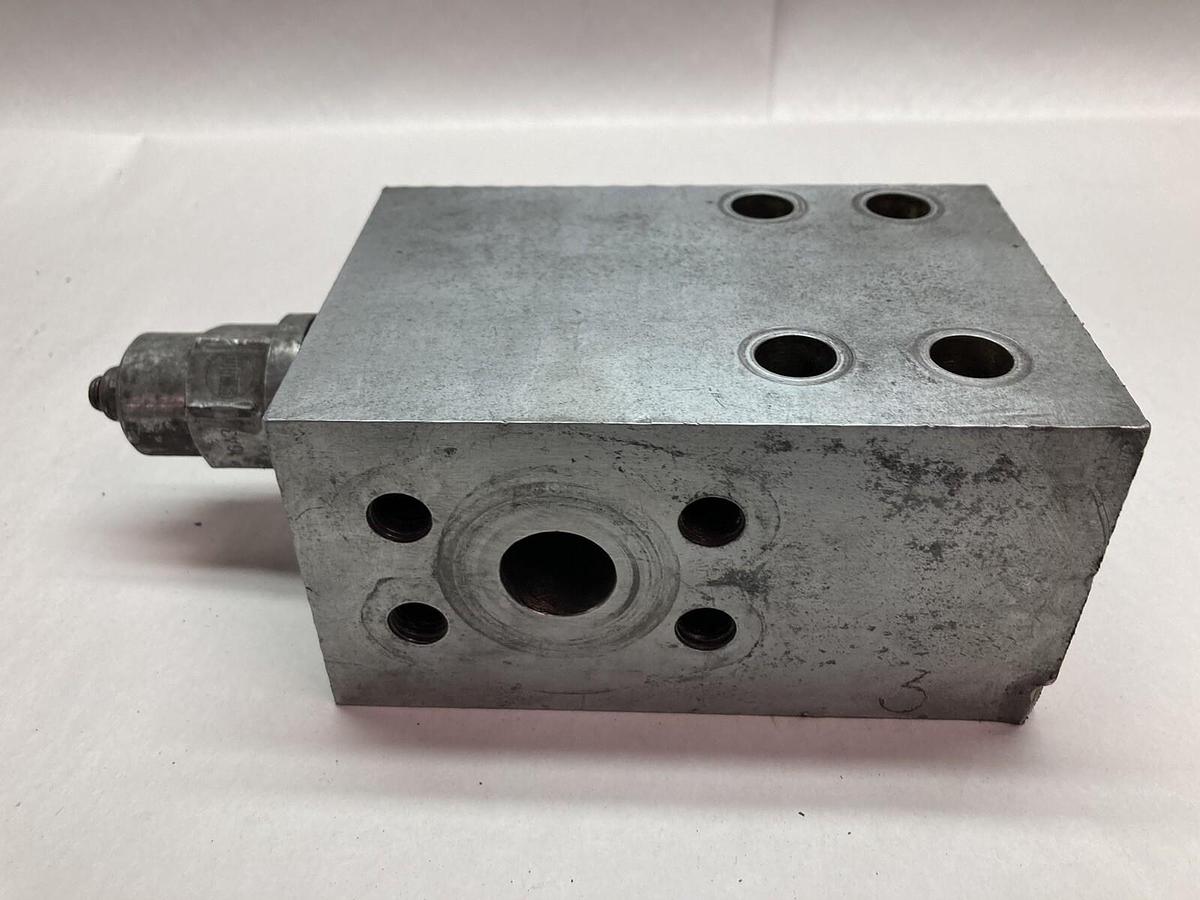 Used Related Fluid Power,RF KEL 2317 28D05A,Hydraulic Manifold Base