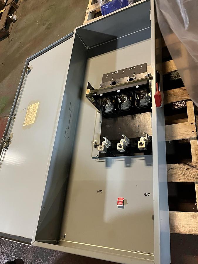Used GE,TH3365J,Indoor Fused Safety Disconnect Switch 400 Amp 600 VAC 3PH