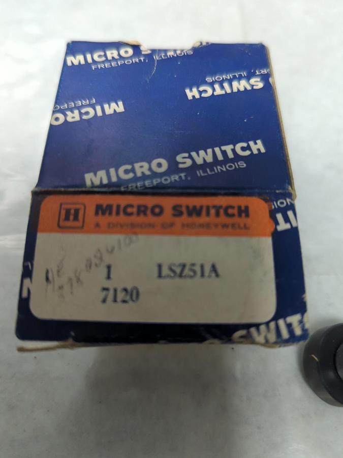 HONEYWELL,LSZ51A,MICROSWITCH LEVER ARM NOS