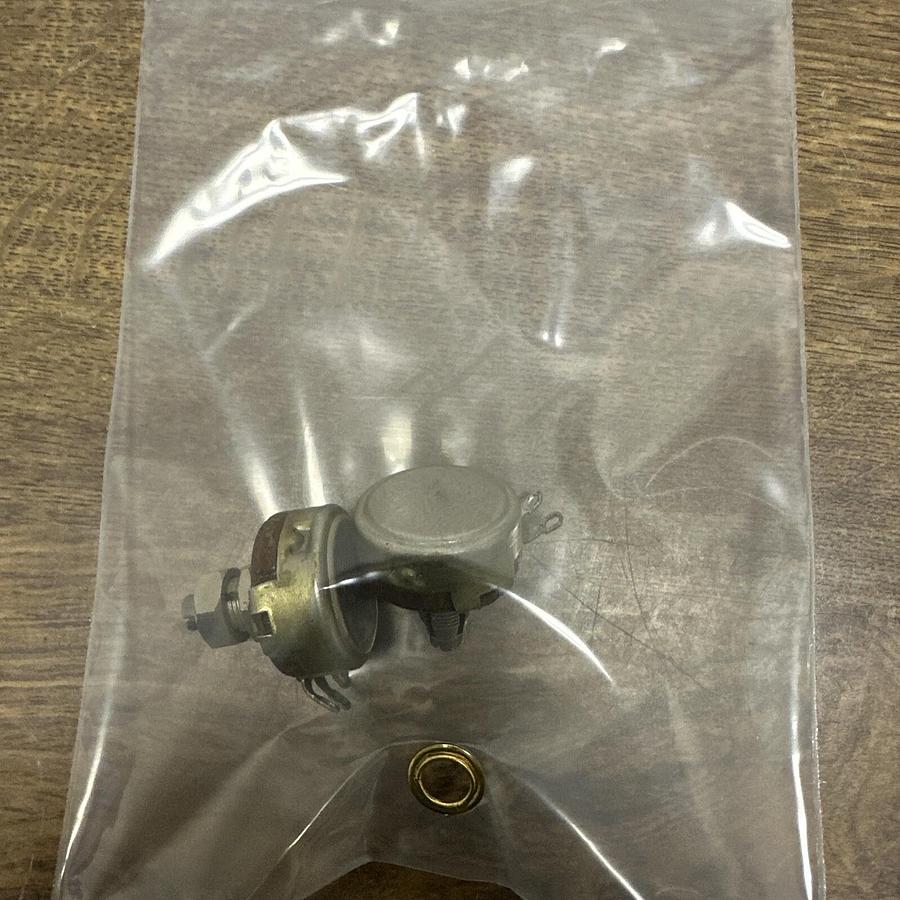 Ohmite,CLU-1521,1500 Ohm Potentiometer LOT of 2