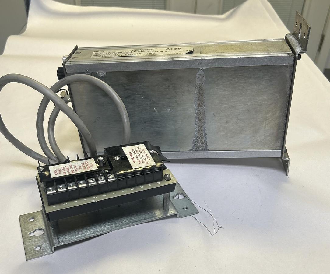 Used LEEDS & NORTHRUP,467-120-22500-50-40-7500-208,POWER SUPPLY CHASSIS 24V