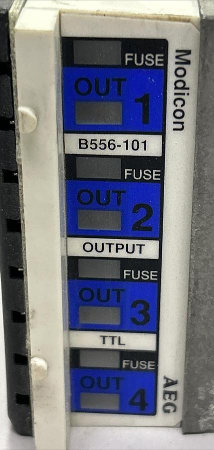 Used MODICON,AS-B556-101,OUTPUT MODULE