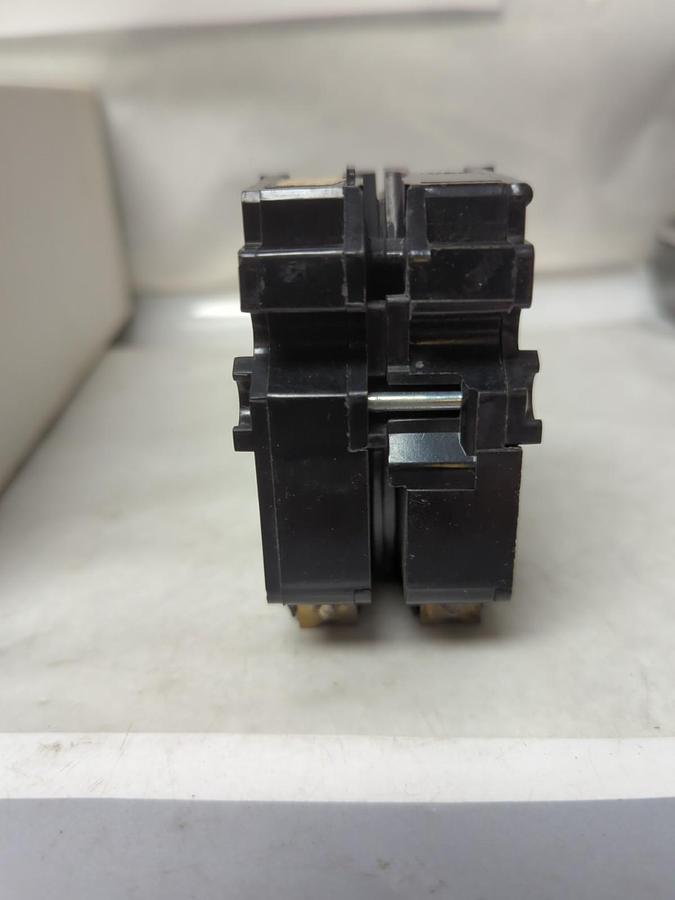 Used F.P.E,NB215,CIRCUIT BREAKER 15 AMP 2-POLE PRE-OWNED