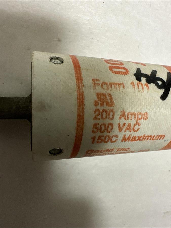 Used Gould Shawmut,A50P200,Amp Trap Type 4 Fuse LOT of 6 (12661)